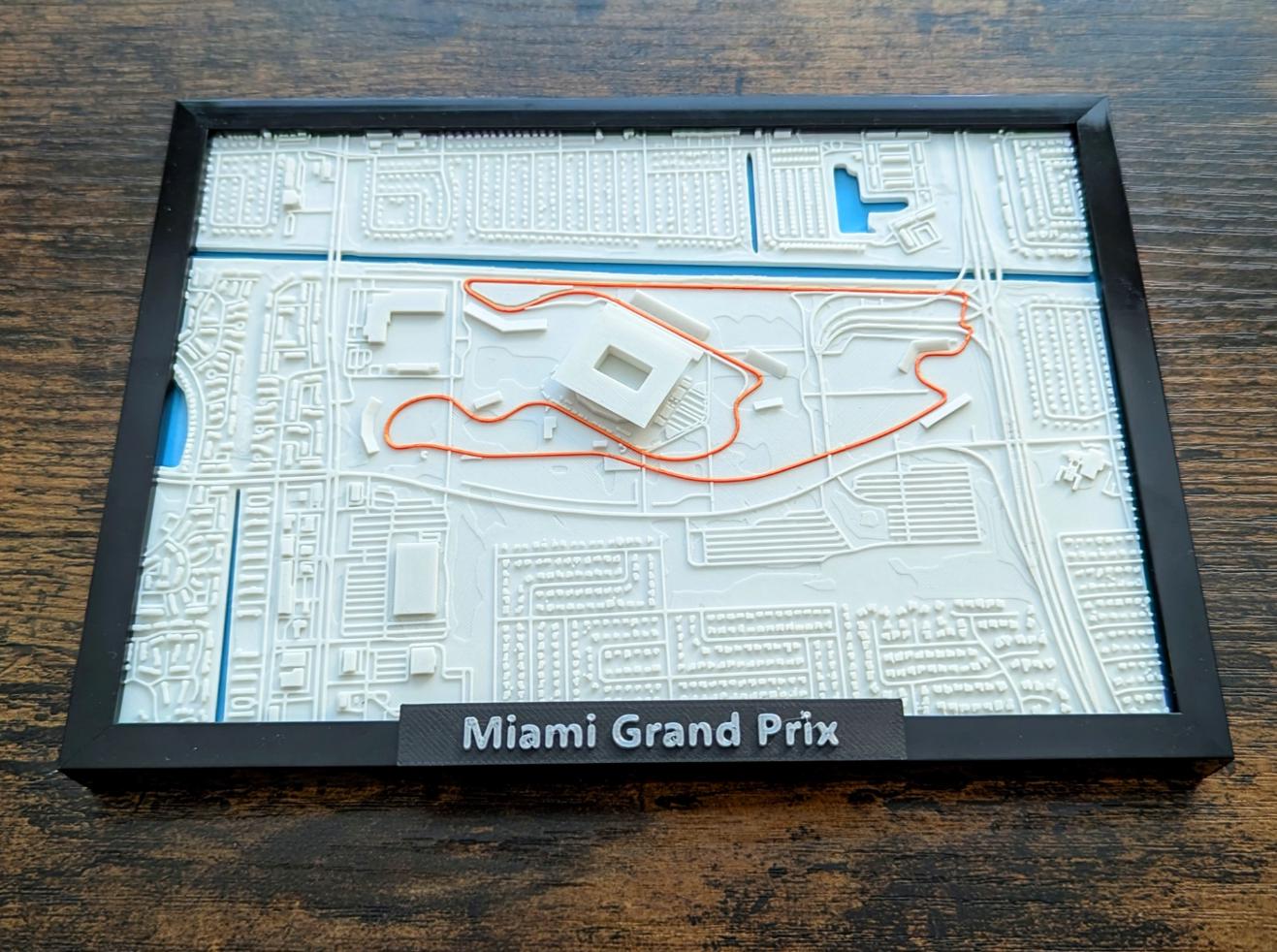 F1 3D Miniature Tracks 5x7"