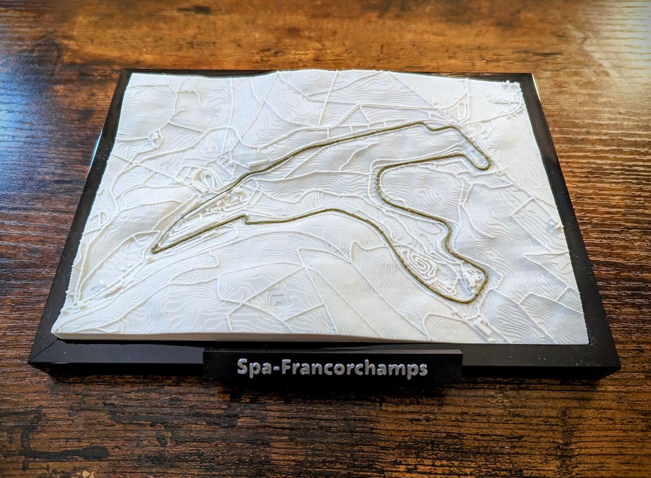 F1 3D Miniature Tracks 5x7"